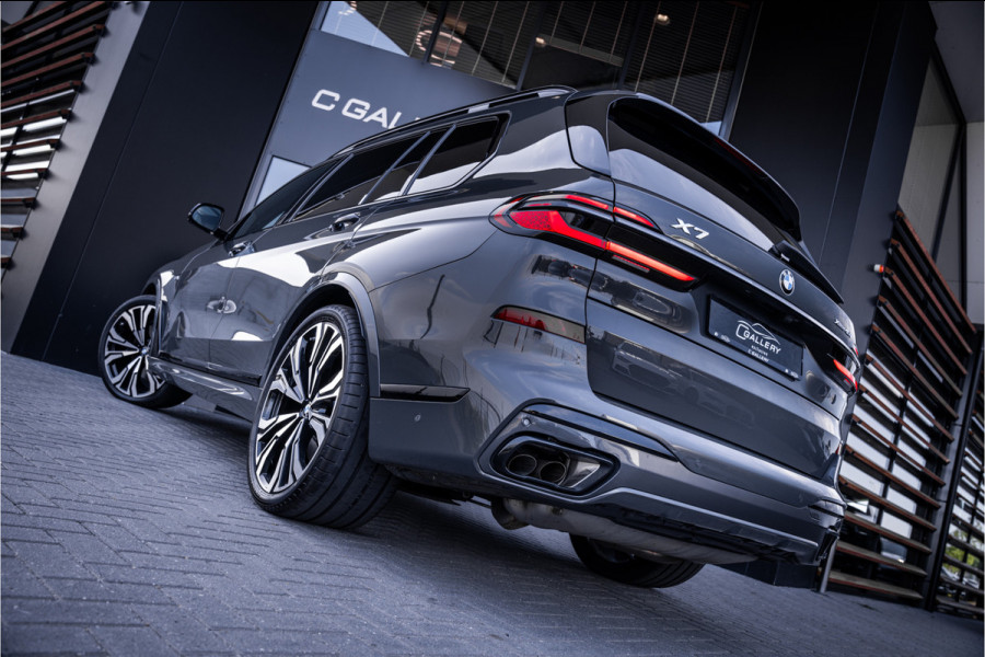 BMW X7 xDrive40i M Sport 7p | Panorama | Sky Lounge | H&K | Dravitgrau