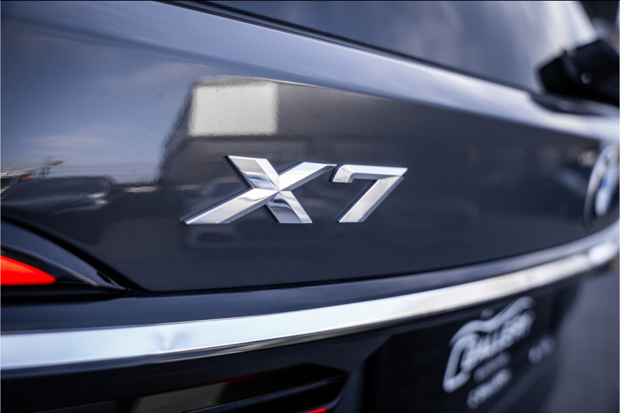 BMW X7 xDrive40i M Sport 7p | Panorama | Sky Lounge | H&K | Dravitgrau