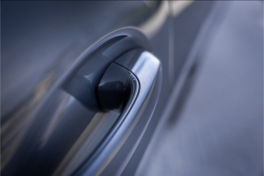 BMW X7 xDrive40i M Sport 7p | Panorama | Sky Lounge | H&K | Dravitgrau