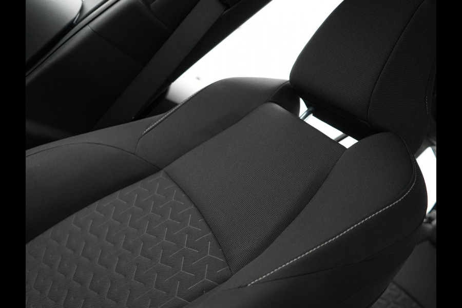 Toyota Corolla Touring Sports 2.0 Hybrid Comfort 184pk Dealer O.H | Adaptive Cruise | Trekhaak Afn. | Camera | Sportstoelen Verwarmd | Apple Carplay | LED | Navi Full Map | Stuurverwarming |