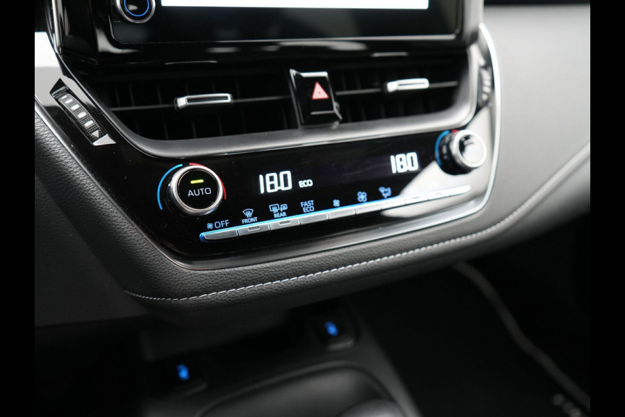 Toyota Corolla Touring Sports 2.0 Hybrid Comfort 184pk Dealer O.H | Adaptive Cruise | Trekhaak Afn. | Camera | Sportstoelen Verwarmd | Apple Carplay | LED | Navi Full Map | Stuurverwarming |
