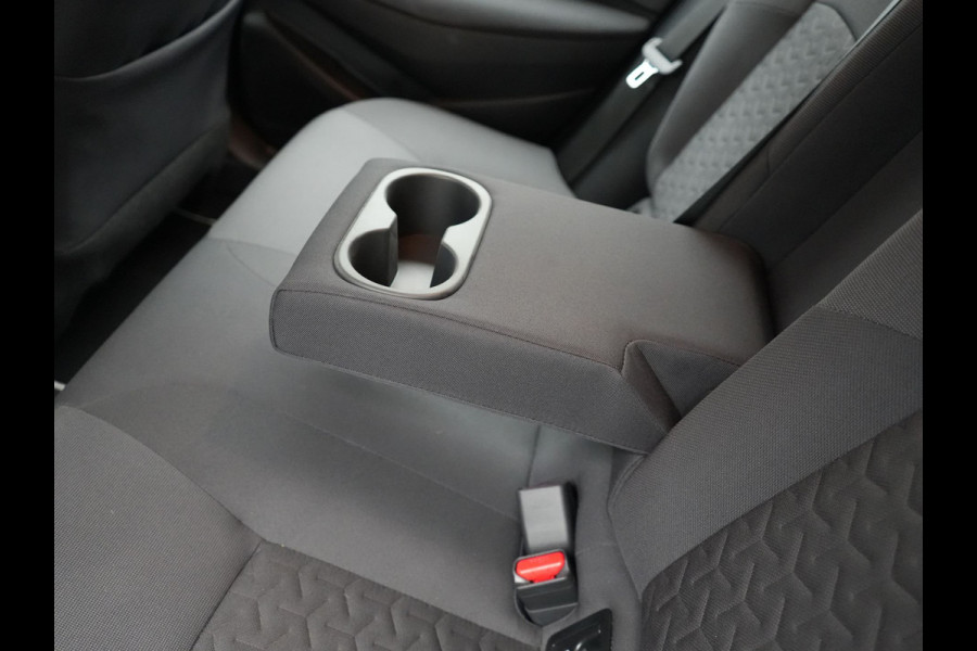 Toyota Corolla Touring Sports 2.0 Hybrid Comfort 184pk Dealer O.H | Adaptive Cruise | Trekhaak Afn. | Camera | Sportstoelen Verwarmd | Apple Carplay | LED | Navi Full Map | Stuurverwarming |
