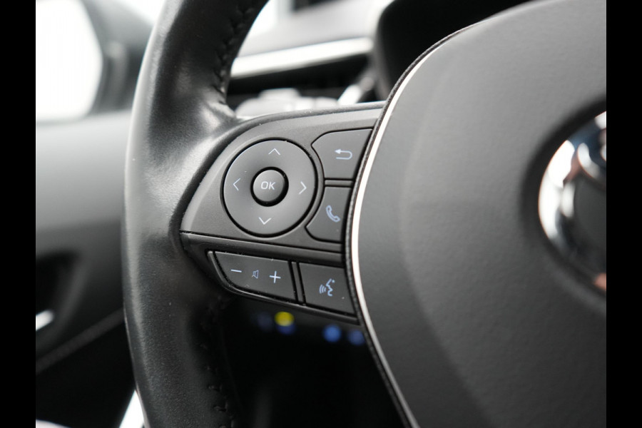 Toyota Corolla Touring Sports 2.0 Hybrid Comfort 184pk Dealer O.H | Adaptive Cruise | Trekhaak Afn. | Camera | Sportstoelen Verwarmd | Apple Carplay | LED | Navi Full Map | Stuurverwarming |