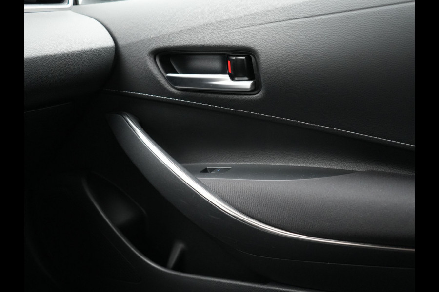 Toyota Corolla Touring Sports 2.0 Hybrid Comfort 184pk Dealer O.H | Adaptive Cruise | Trekhaak Afn. | Camera | Sportstoelen Verwarmd | Apple Carplay | LED | Navi Full Map | Stuurverwarming |