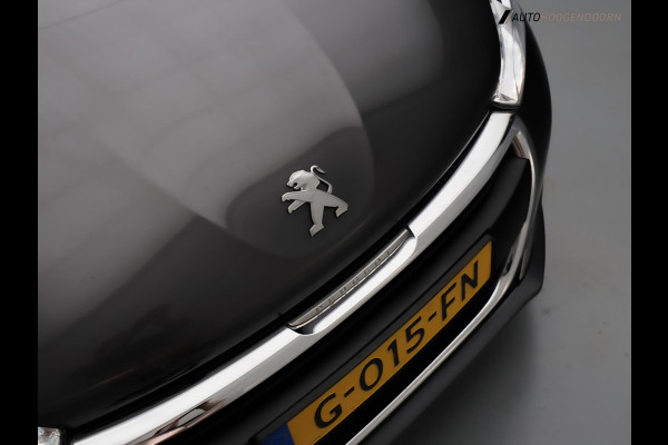 Peugeot 208 1.2 PureTech Sport (APPLE CARPLAY,NAVIGATIE,PARKEERSENSOREN,CRUISE,LM-VELGEN,NIEUWE APK,TOPCONDITIE)