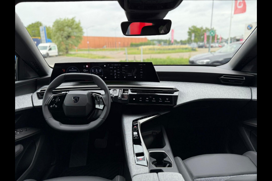 Peugeot 5008 1.2 Hybrid 145 Allure