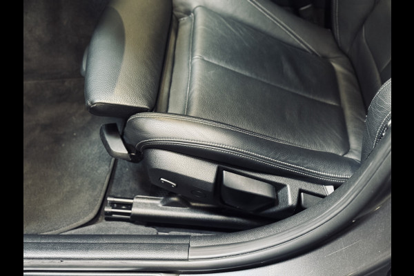 BMW 3 Serie Touring 320i Edition M-Sport | Leder | NaviProf | CarPlay