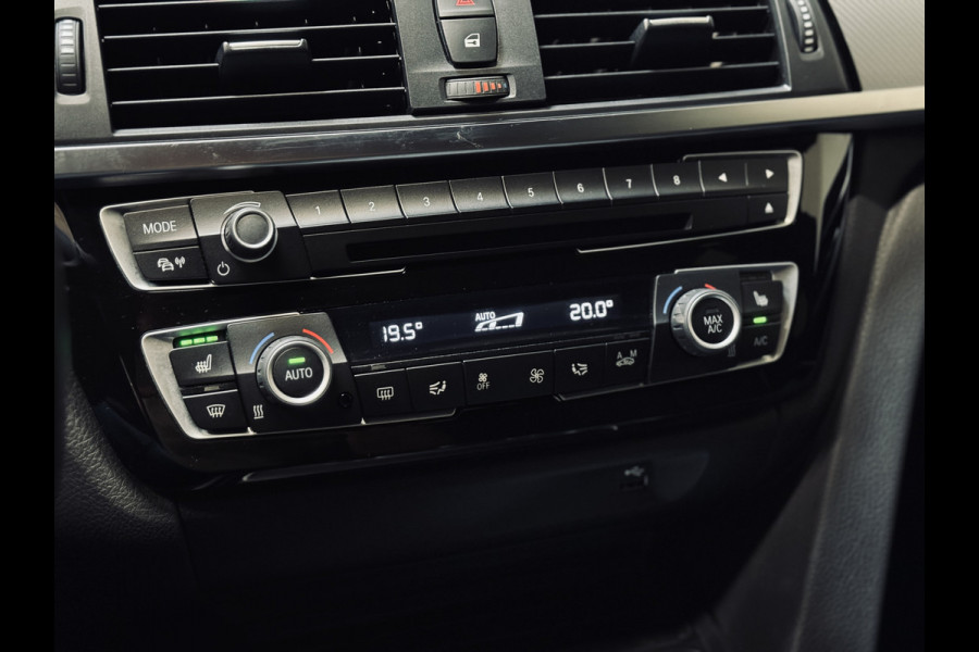 BMW 3 Serie Touring 320i Edition M-Sport | Leder | NaviProf | CarPlay