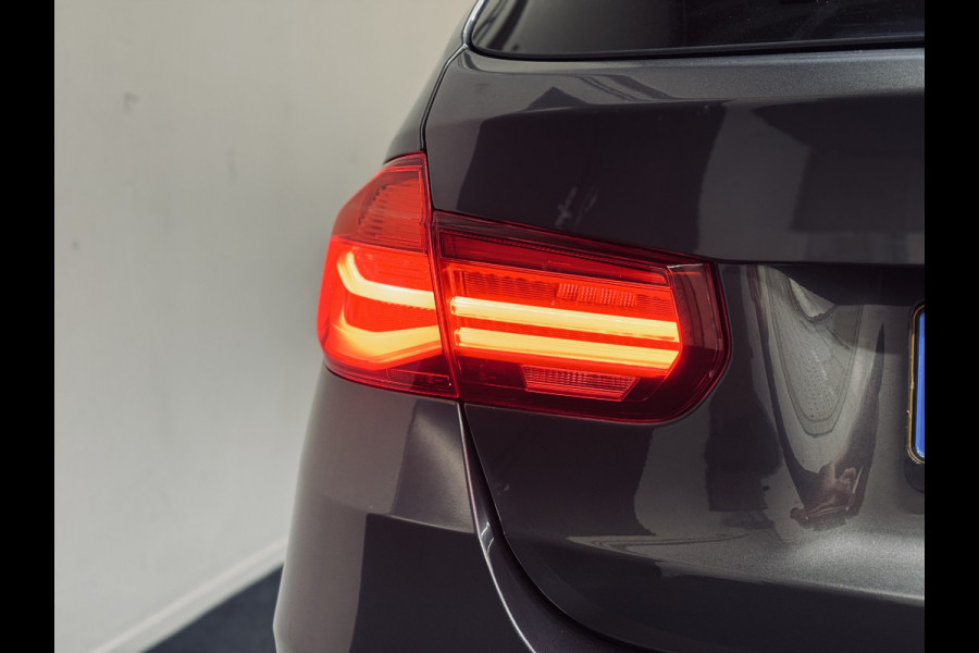 BMW 3 Serie Touring 320i Edition M-Sport | Leder | NaviProf | CarPlay