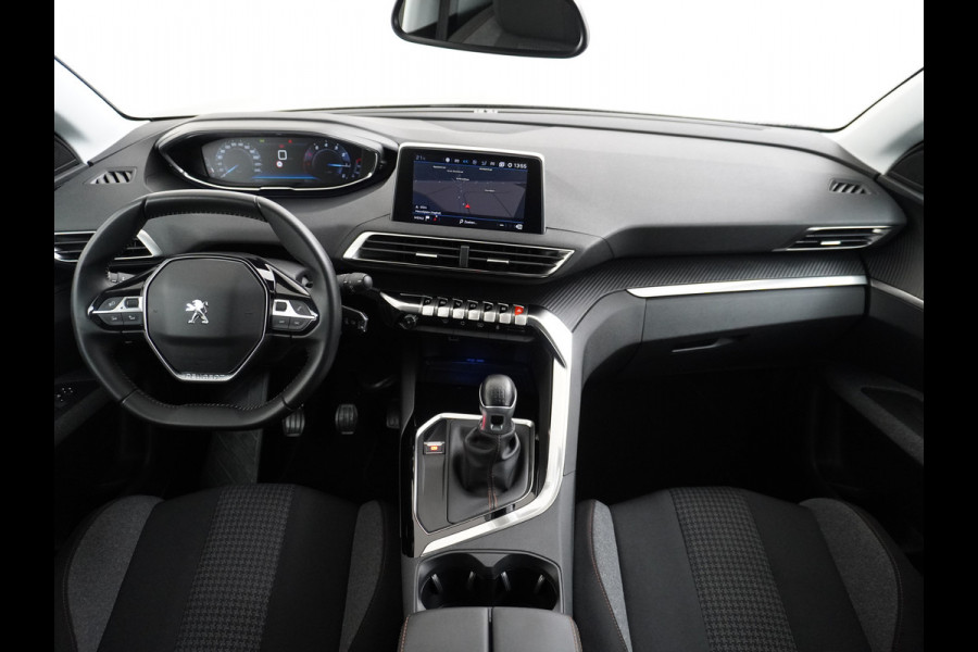 Peugeot 3008 T131PK Navi Camera Apple Carplay Android Pdc Mirror-Screen Auto BordHerkenning Ecc Cruise Control Bluetooth Regen-Licht Sensor L Privacy glass PureTech Blue Edition Executive Orig. NL se auto 1e eigenaar EURO6