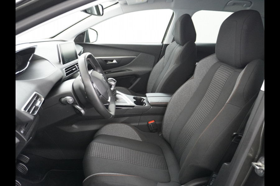 Peugeot 3008 T131PK Navi Camera Apple Carplay Android Pdc Mirror-Screen Auto BordHerkenning Ecc Cruise Control Bluetooth Regen-Licht Sensor L Privacy glass PureTech Blue Edition Executive Orig. NL se auto 1e eigenaar EURO6
