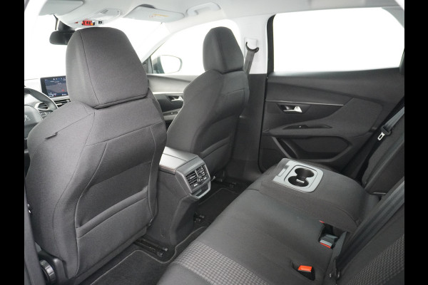 Peugeot 3008 T131PK Navi Camera Apple Carplay Android Pdc Mirror-Screen Auto BordHerkenning Ecc Cruise Control Bluetooth Regen-Licht Sensor L Privacy glass PureTech Blue Edition Executive Orig. NL se auto 1e eigenaar EURO6