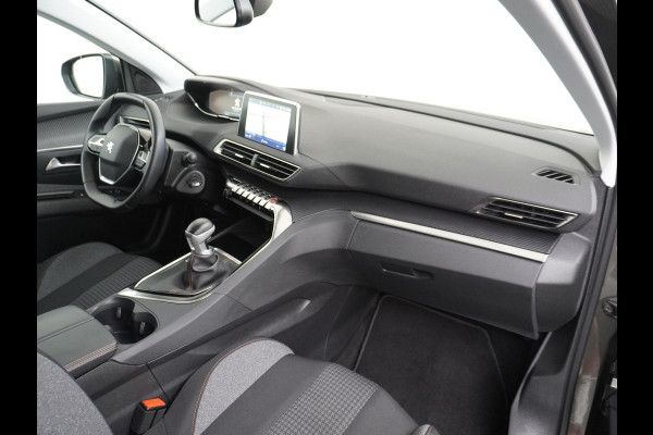 Peugeot 3008 T131PK Navi Camera Apple Carplay Android Pdc Mirror-Screen Auto BordHerkenning Ecc Cruise Control Bluetooth Regen-Licht Sensor L Privacy glass PureTech Blue Edition Executive Orig. NL se auto 1e eigenaar EURO6