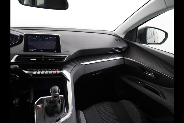 Peugeot 3008 T131PK Navi Camera Apple Carplay Android Pdc Mirror-Screen Auto BordHerkenning Ecc Cruise Control Bluetooth Regen-Licht Sensor L Privacy glass PureTech Blue Edition Executive Orig. NL se auto 1e eigenaar EURO6