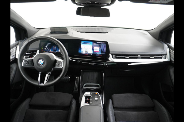 BMW 2 Serie Active Tourer 220i M-Sport HARMAN KARDON AUDIO| PANO |360 CAMERA | MEMORY SEAT
