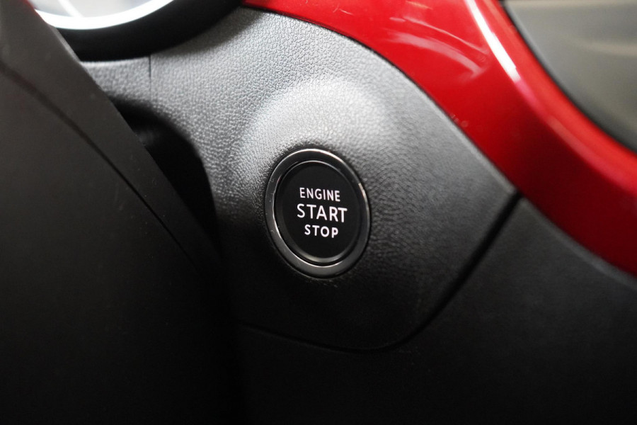 Opel Crossland 1.2 Turbo Level 4 Automaat | Sportstoelen | Trekhaak | Navigatie | 360 camera | Climate control | Cruise control