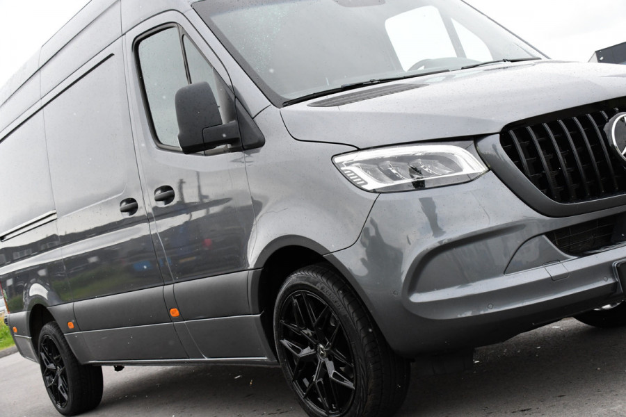 Mercedes-Benz Sprinter 317 1.9 CDI L2H2 RWD AMG Edition Camera, Cruise, LED, 3500kg Trekhaak, Carplay, NAVI, LED, 170PK, Automaat, Sensoren, Stoelverwarming, Uniek!