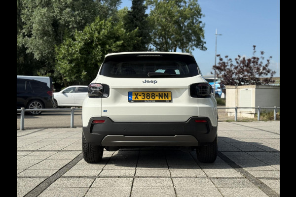 Jeep Avenger Longitude 54 kWh | Navi | Carplay | Stoelverwarming |