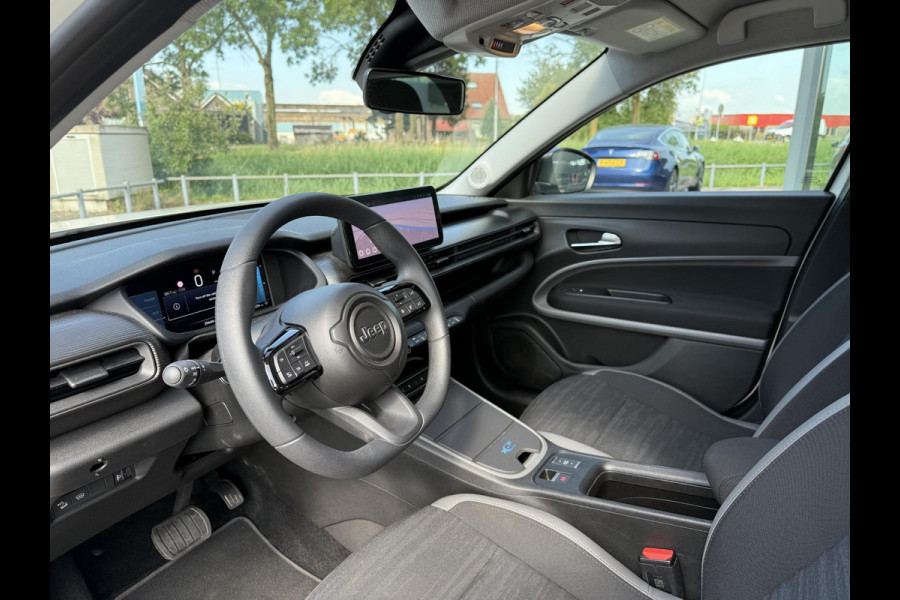 Jeep Avenger Longitude 54 kWh | Navi | Carplay | Stoelverwarming |