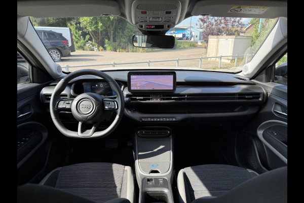 Jeep Avenger Longitude 54 kWh | Navi | Carplay | Stoelverwarming |