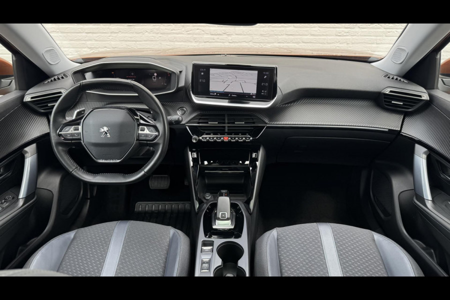 Peugeot 2008 1.2 PureTech Allure Automaat Led Panorama 360 Camera Trekhaak afn. Carplay Cruise