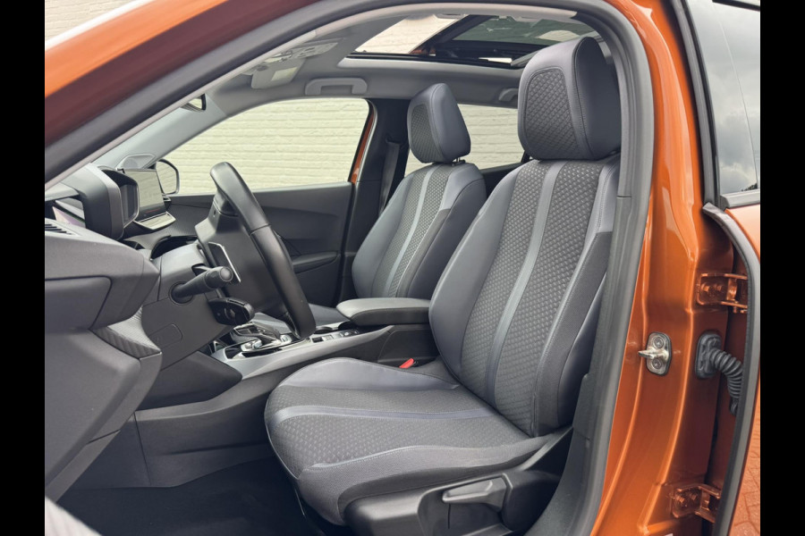 Peugeot 2008 1.2 PureTech Allure Automaat Led Panorama 360 Camera Trekhaak afn. Carplay Cruise