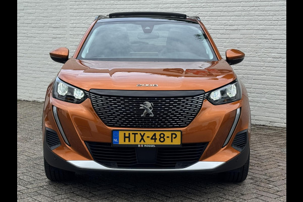 Peugeot 2008 1.2 PureTech Allure Automaat Led Panorama 360 Camera Trekhaak afn. Carplay Cruise