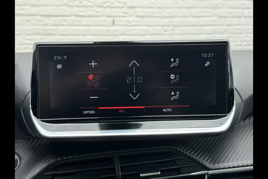 Peugeot 2008 1.2 PureTech Allure Automaat Led Panorama 360 Camera Trekhaak afn. Carplay Cruise