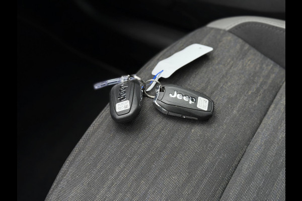 Jeep Avenger Longitude 54 kWh | Navi | Carplay | Stoelverwarming |