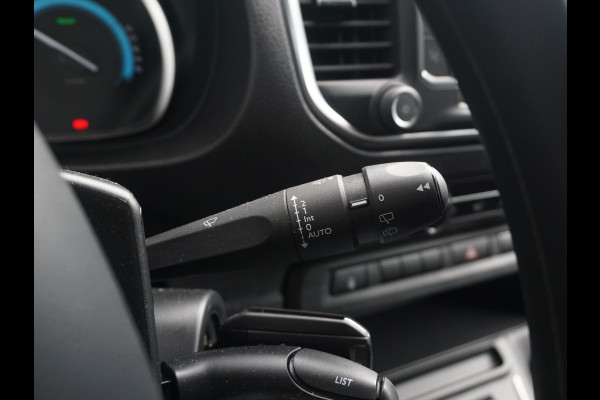 Peugeot e-Expert Dubbele Cabine 75 kWh | navi incl. Apple Carplay | laadruimtebetimmering | parkeersensoren | airco | cruise control | rijklaarprijs