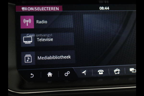 Land Rover Range Rover 4.4 SDV8 Autobiography | Panoramadak | Adaptive cruise | Leder | Meridian | 360 camera | Stoelventilatie | Head-Up | Massage