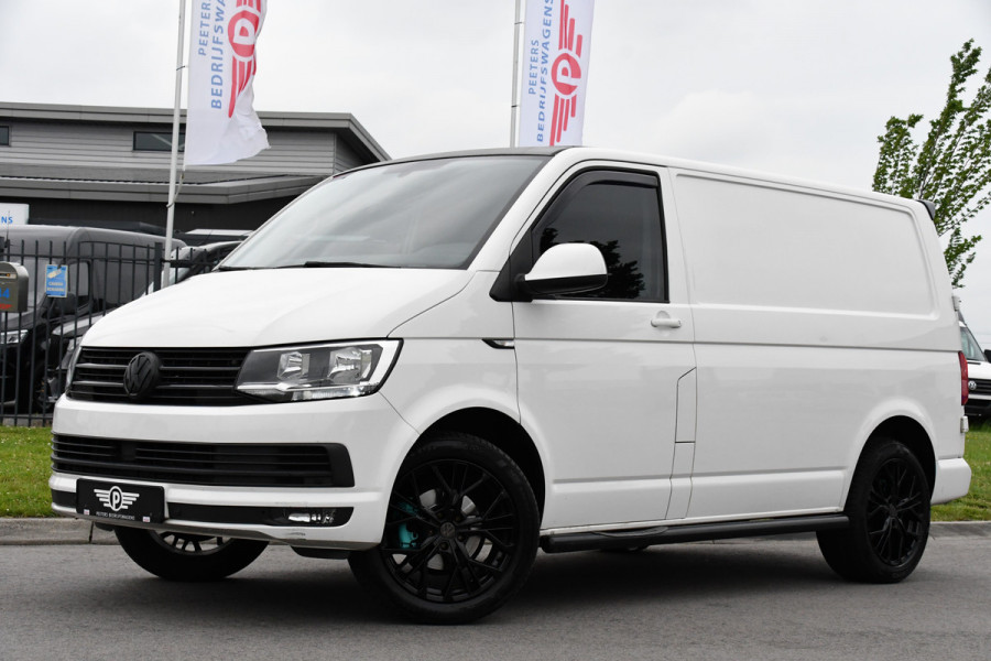Volkswagen Transporter 2.0 TDI L1H1 Highline Adaptieve cruise, Sensoren 150PK, Automaat, Stoelverwarming, Airco, Trekhaak, Uniek!