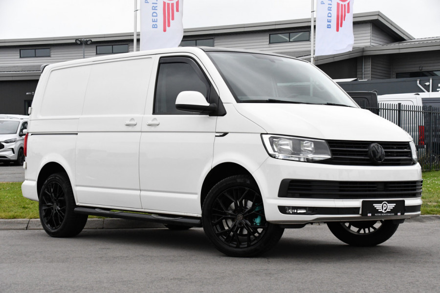 Volkswagen Transporter 2.0 TDI L1H1 Highline Adaptieve cruise, Sensoren 150PK, Automaat, Stoelverwarming, Airco, Trekhaak, Uniek!