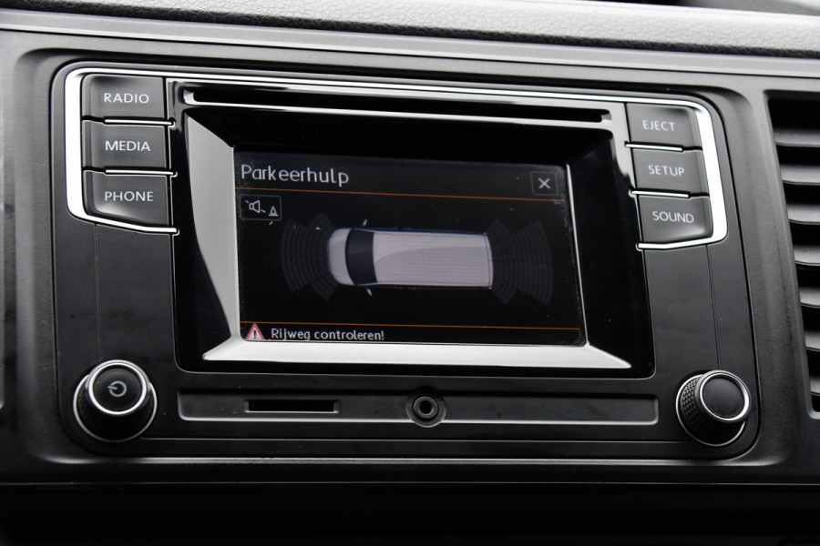 Volkswagen Transporter 2.0 TDI L1H1 Highline Adaptieve cruise, Sensoren 150PK, Automaat, Stoelverwarming, Airco, Trekhaak, Uniek!