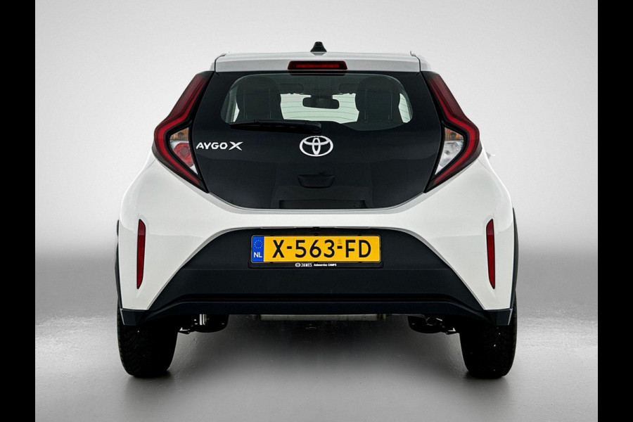 Toyota Aygo X 1.0 VVT-i MT Play AD-CRUISE CAMERA CARPLAY-NAVI