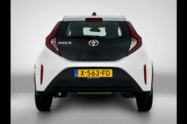 Toyota Aygo X 1.0 VVT-i MT Play AD-CRUISE CAMERA CARPLAY-NAVI