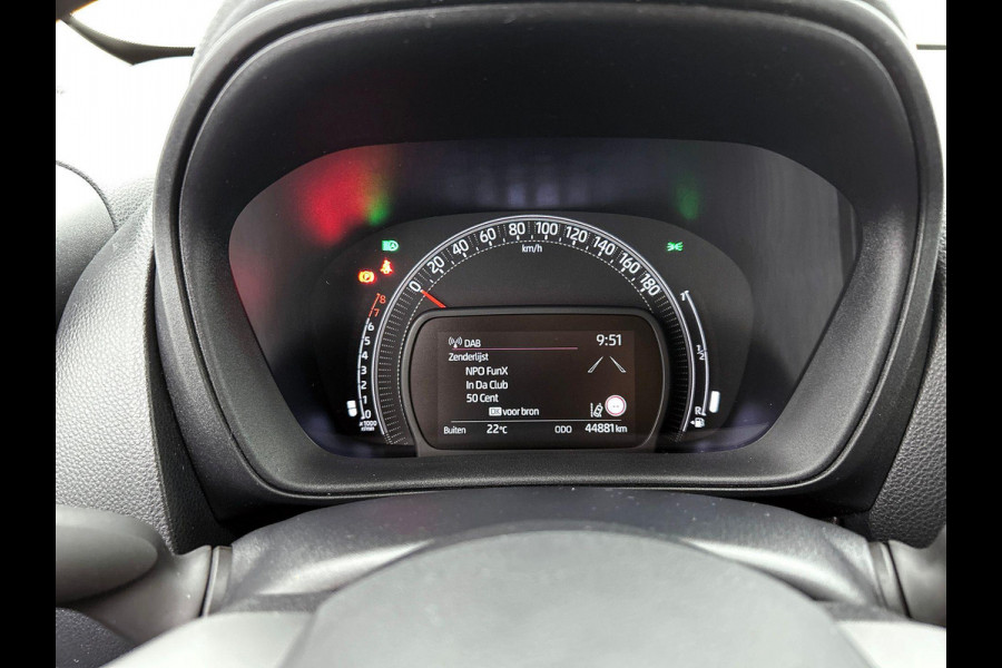 Toyota Aygo X 1.0 VVT-i MT Play AD-CRUISE CAMERA CARPLAY-NAVI