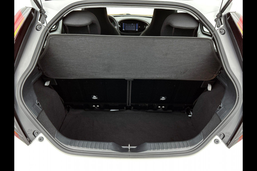 Toyota Aygo X 1.0 VVT-i MT Play AD-CRUISE CAMERA CARPLAY-NAVI