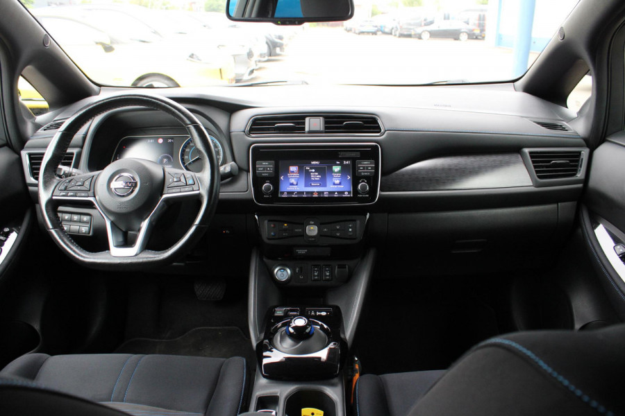 Nissan Leaf 2.ZERO EDITION 40 kWh | Adaptive Cruise Control | Navigatie | Camera 360 | Stoel + Stuurverwarming | Climate Control |