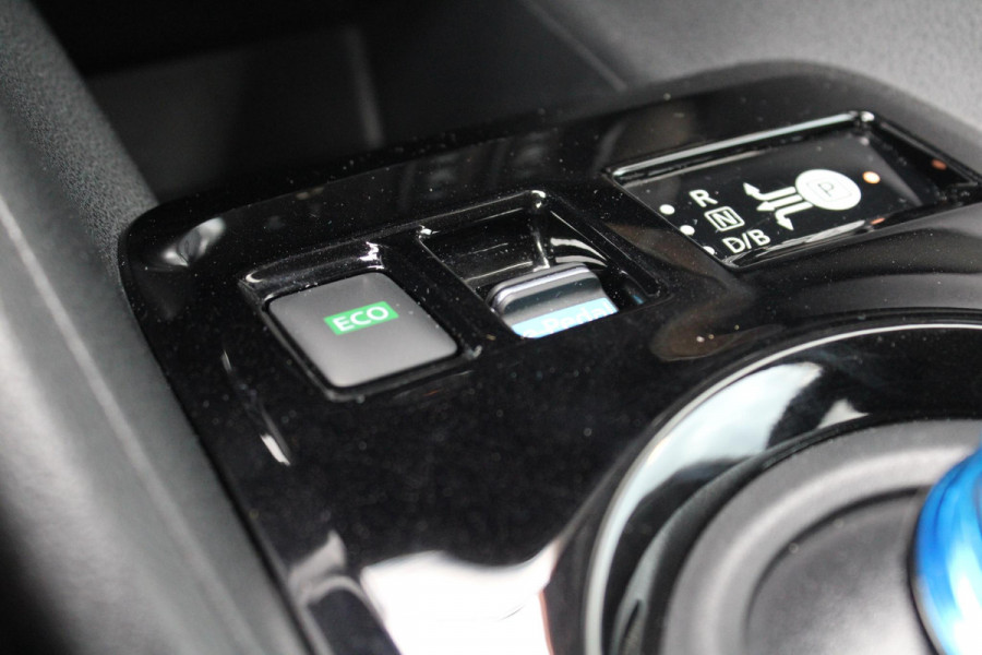 Nissan Leaf 2.ZERO EDITION 40 kWh | Adaptive Cruise Control | Navigatie | Camera 360 | Stoel + Stuurverwarming | Climate Control |