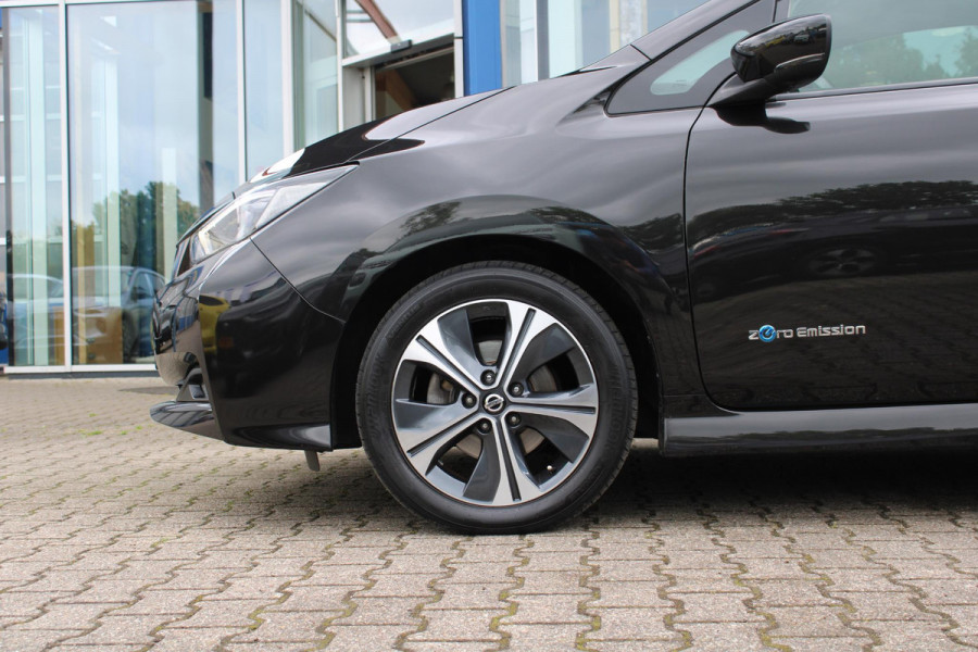 Nissan Leaf 2.ZERO EDITION 40 kWh | Adaptive Cruise Control | Navigatie | Camera 360 | Stoel + Stuurverwarming | Climate Control |