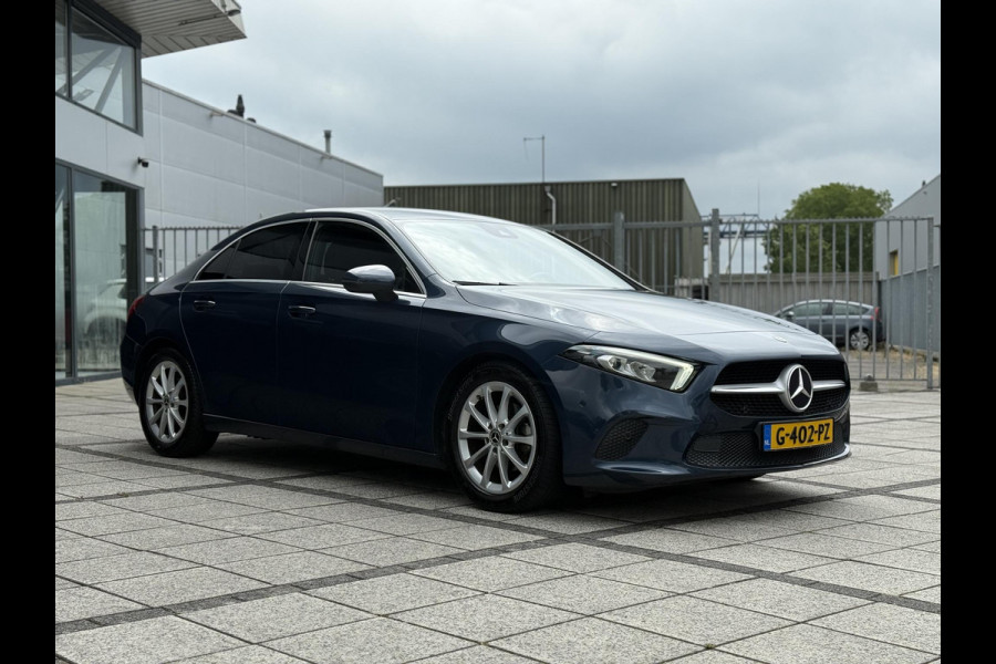 Mercedes-Benz A-Klasse 180 Aut. Luxury M-BUX | LED | Navi | Camera | Carplay |