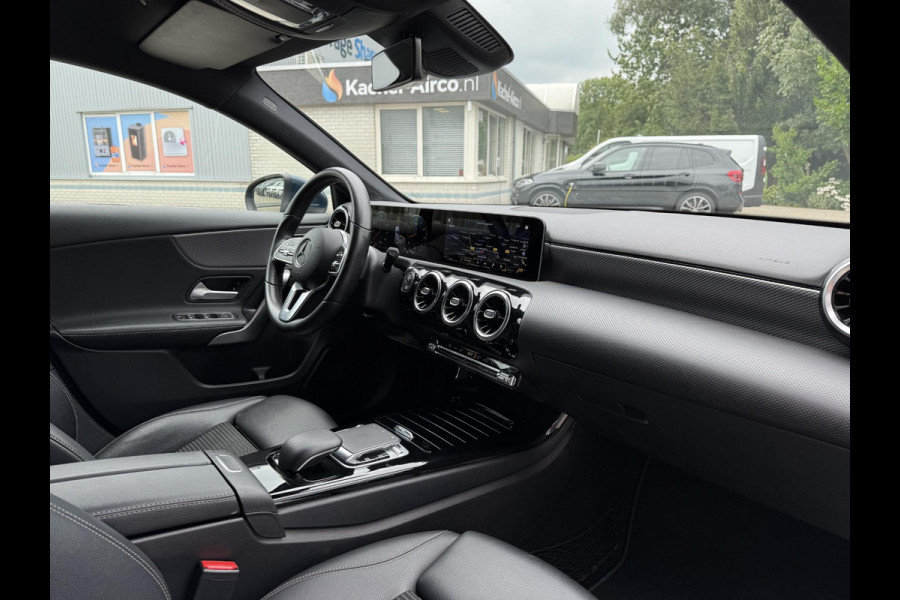 Mercedes-Benz A-Klasse 180 Aut. Luxury M-BUX | LED | Navi | Camera | Carplay |
