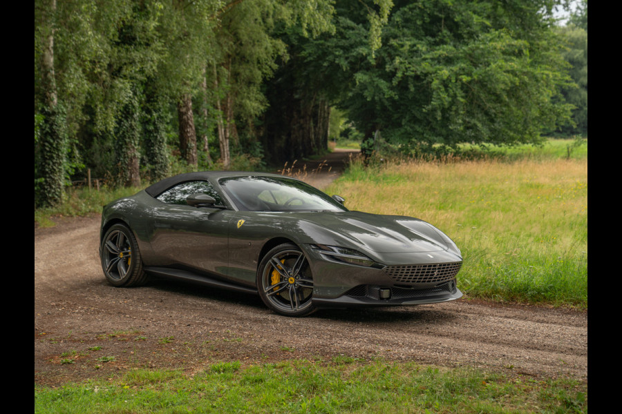 Ferrari Roma Spider 3.9 V8 | Pass. display | Daytona Seats | Carbon stuur | Grigio Scuro | Stoelventilatie