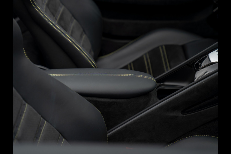 Ferrari Roma Spider 3.9 V8 | Pass. display | Daytona Seats | Carbon stuur | Grigio Scuro | Stoelventilatie