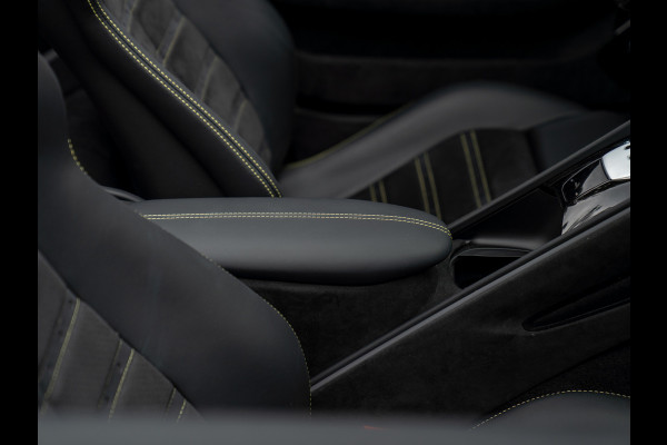 Ferrari Roma Spider 3.9 V8 | Pass. display | Daytona Seats | Carbon stuur | Grigio Scuro | Stoelventilatie