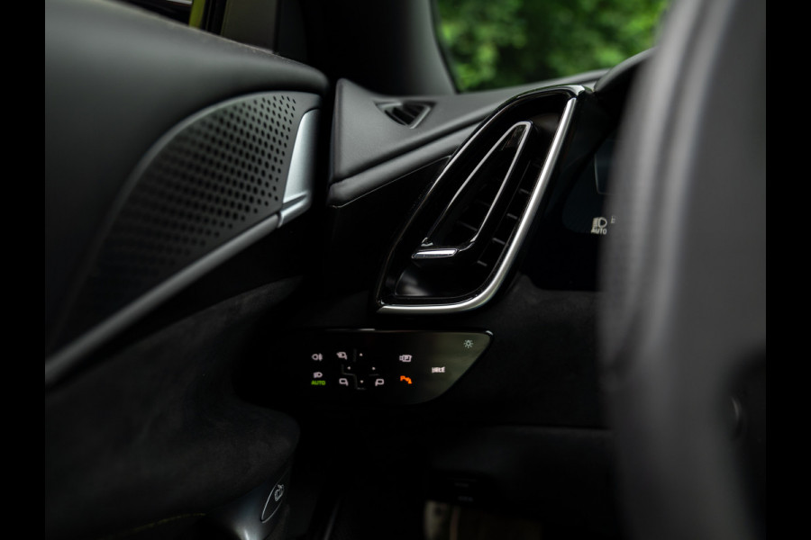 Ferrari Roma Spider 3.9 V8 | Pass. display | Daytona Seats | Carbon stuur | Grigio Scuro | Stoelventilatie