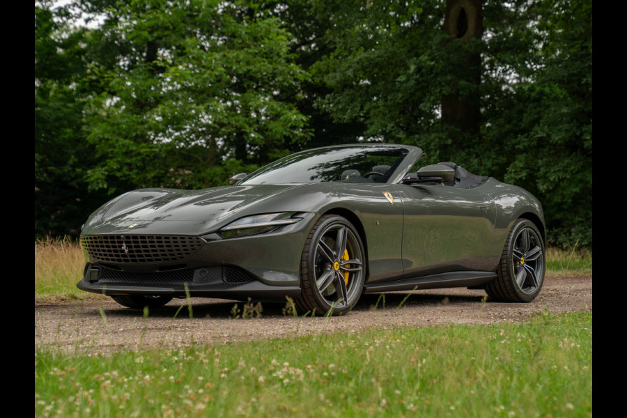 Ferrari Roma Spider 3.9 V8 | Pass. display | Daytona Seats | Carbon stuur | Grigio Scuro | Stoelventilatie