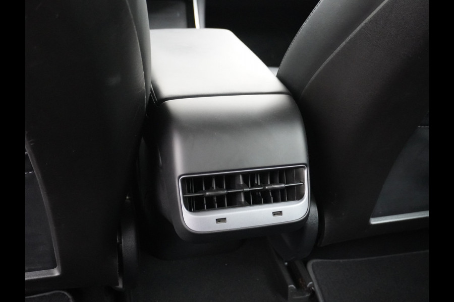 Tesla Model 3 RWD SR+ 60kWh 325PK FSD 3-Computer 18" AutoPilot Leder PanoDak Adaptive-Cruise Lmv Camera's Elektr.-Stuur+Stoelen+Spiegels+Geheu Navi LED Comfortstoelen ACC DAB Voorverwarmen interieur via App Keyless via Telefoonsleutel One-Pedal-Drive Origineel Nederlandse auto tot 11kw laden thuis! 1.584kg licht! Accu Garantie tot 28-04-2028/160.000km