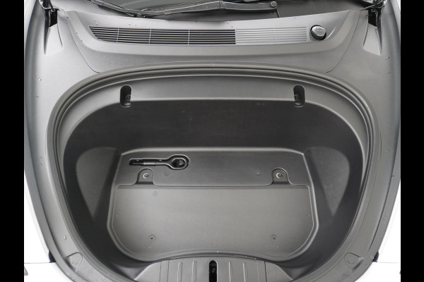 Tesla Model 3 RWD SR+ 60kWh 325PK FSD 3-Computer 18" AutoPilot Leder PanoDak Adaptive-Cruise Lmv Camera's Elektr.-Stuur+Stoelen+Spiegels+Geheu Navi LED Comfortstoelen ACC DAB Voorverwarmen interieur via App Keyless via Telefoonsleutel One-Pedal-Drive Origineel Nederlandse auto tot 11kw laden thuis! 1.584kg licht! Accu Garantie tot 28-04-2028/160.000km